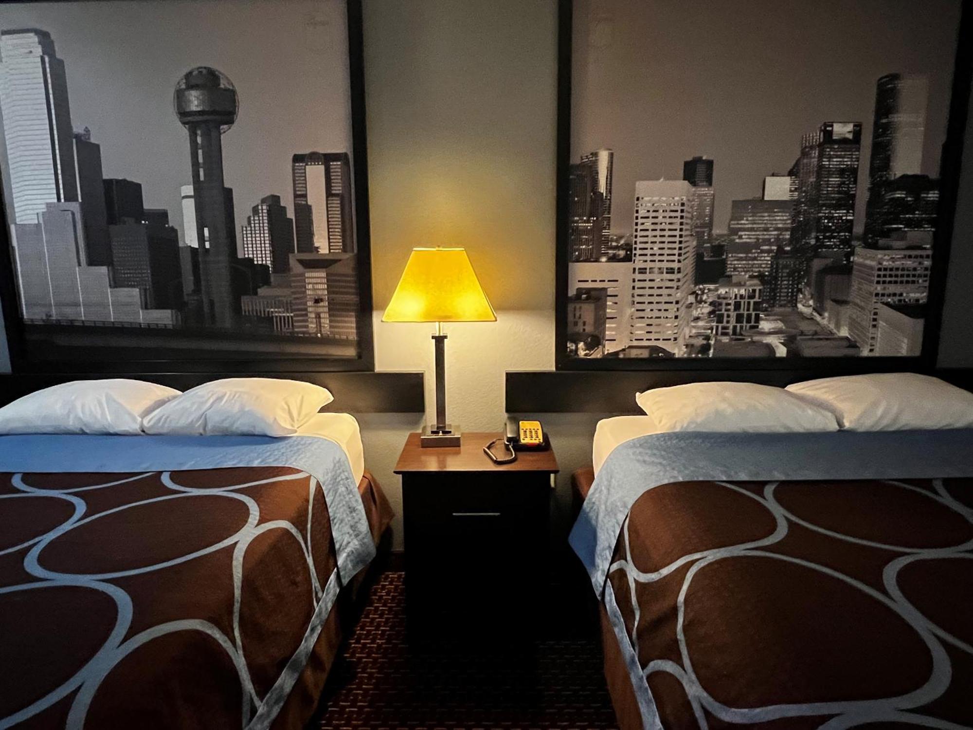 Motel Super 8 By Wyndham Center Exteriér fotografie