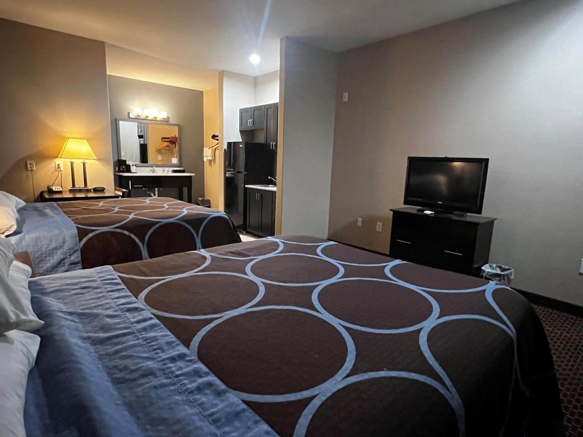 Motel Super 8 By Wyndham Center Exteriér fotografie